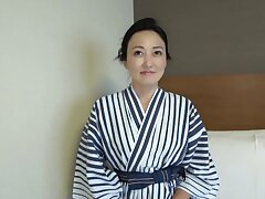 HEZ-738 Passionate Night Shift Nurse and Doctor's Forbidden Hospital Desire