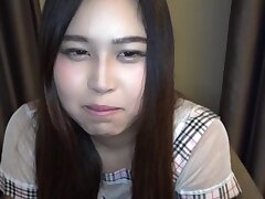 FC2PPV-1039073 AV Newcomer Gives Sultry Blowjob Before Steamy Bedtime Action