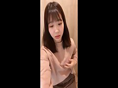 POD-052 Seductive Vampire Reveals Her Irresistible Curves Teasingly