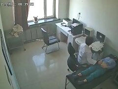 Electrocardiogram_2 Adorable Japanese Sweetheart Delivers Intense Oral Pleasure in Steamy Gangbang