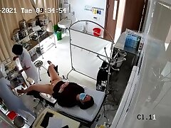 Real_hidden_camera_in_gynecological_cabinet_26 Seductive Babe Grinds and Moans With A Sultry Handjob Before Fiery Sex