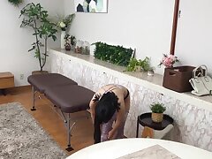 230OREMO-146 Naughty Japanese Student Shaves Her Pussy While Studying