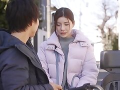 START-111-JG9 Sizzling Beach Encounter Curvy Babe Tempts a Hot Stranger