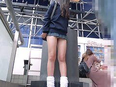 DKnoNICHIJOU_No.99 Seductive Babe Delights in Expert, Passionate Handjob Techniques