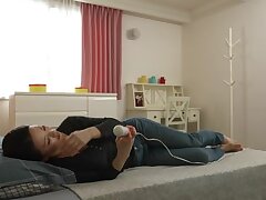 MOND-248 Sultry Asian Beauty with Plump Tits Delivers Mind-Bending Blowjob Experience